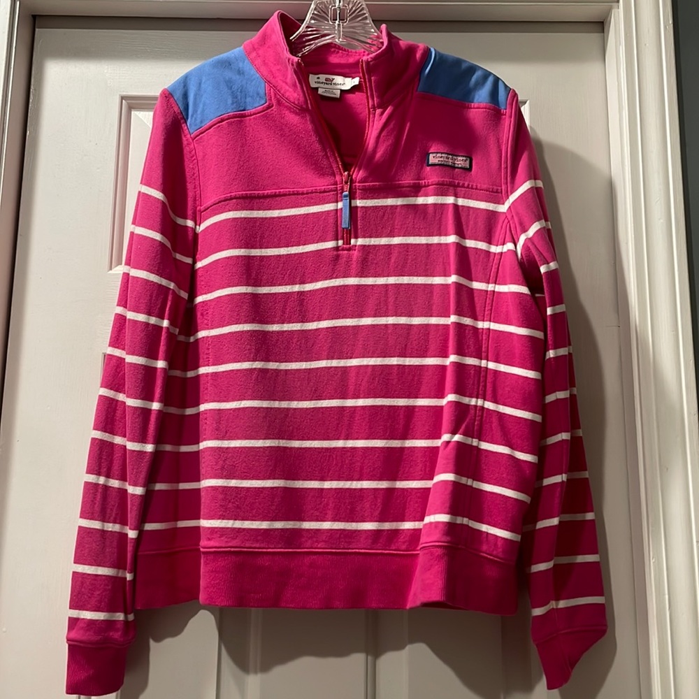 GUC Vineyard Vines pullover